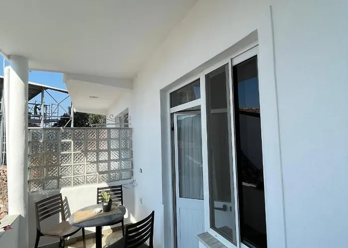 Castle מלון Krujë